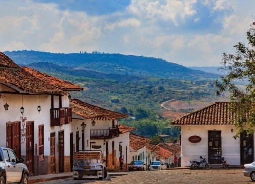 Gerard-&-Selkys-pueblos